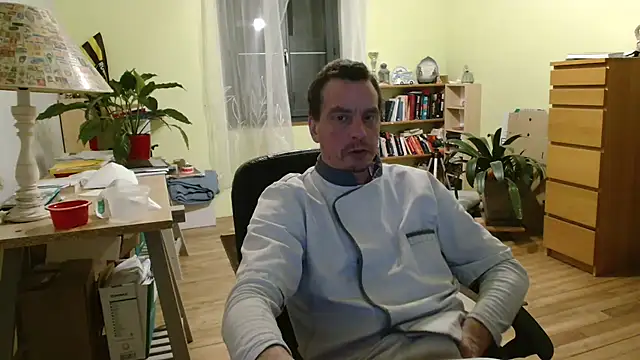 Snapshot of cloupefun chatting on 7, 1, 2025 cloupefun online show from 7, 1, 2025