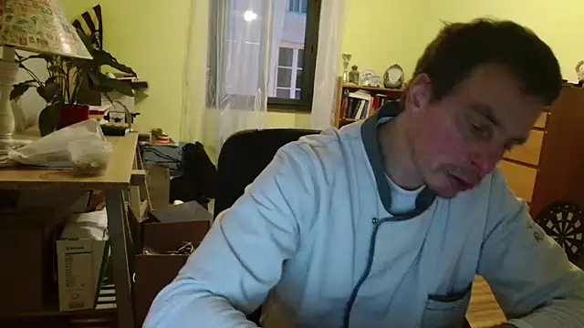 Snapshot of cloupefun chatting on 15, 2, 2025 cloupefun online show from 15, 2, 2025