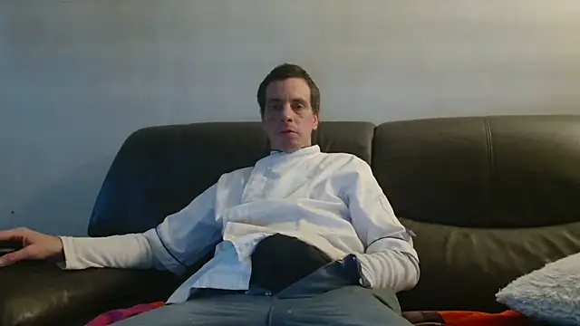 Snapshot of cloupefun chatting on 20, 11, 2025 cloupefun online show from 20, 11, 2025