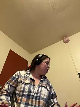 Snapshot of LacieStar chatting on 6, 12, 2024 LacieStar online show from 6, 12, 2024