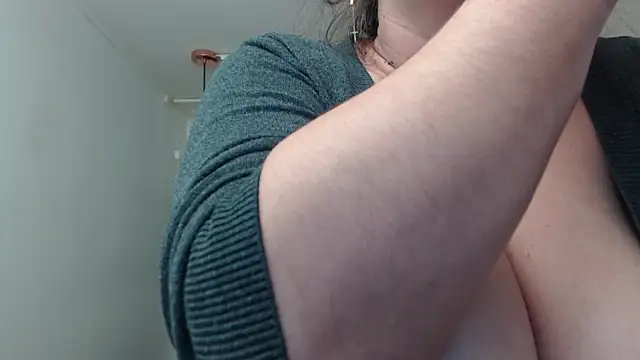 Snapshot of fuckaholicbabe_xxx chatting on 18, 1, 2025 fuckaholicbabe xxx online show from 18, 1, 2025