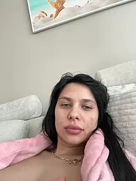 Snapshot of ArielBelly chatting on 19, 3, 2025 ArielBelly online show from 19, 3, 2025