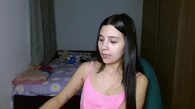 mia  lopez  online show from 10, 9, 2025