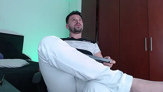 alexman fuck online show from 12, 12, 2024