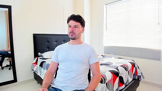 alexman fuck online show from 11, 11, 2025