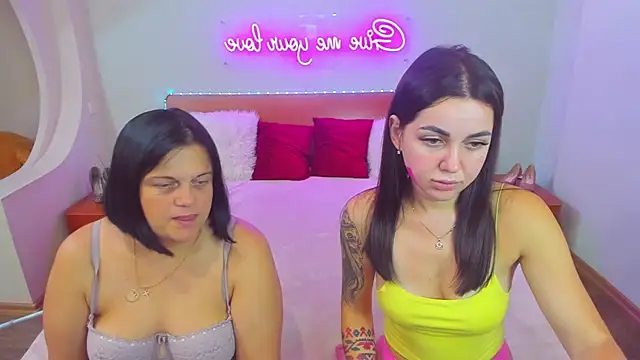 CrazyMilanka online show from 10, 9, 2025