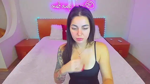 CrazyMilanka online show from 24, 9, 2025