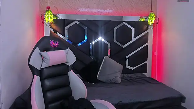 lilith nv online show from 22, 1, 2025