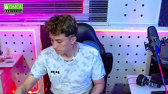 Darko0717 online show from 14, 10, 2025