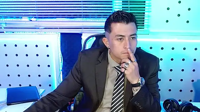 Darko0717 online show from 4, 12, 2025