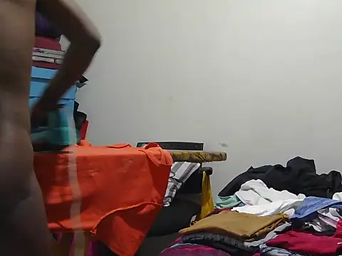 sluttylaura21 online show from 19, 10, 2025