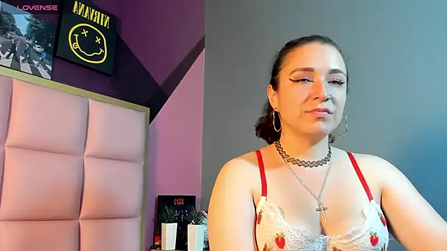 samanthaanderson  online show from 25, 1, 2025