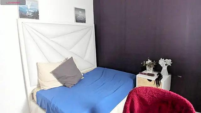 samanthaanderson  online show from 22, 9, 2025