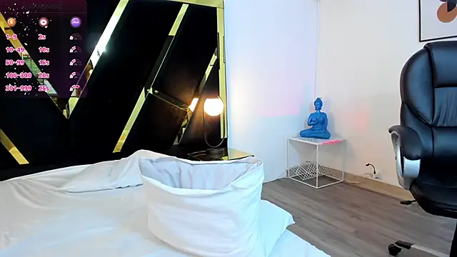 emilybae  online show from 10, 12, 2024