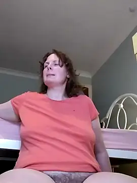 xxSexyBushLinnxx online show from 28, 1, 2025