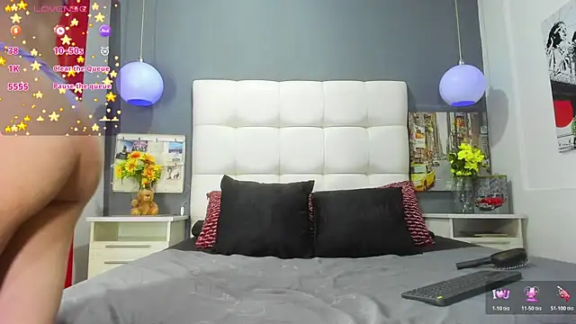 cinthya walker1 online show from 19, 1, 2026