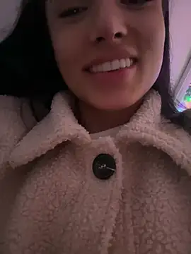 EvaMoet online show from 8, 12, 2024