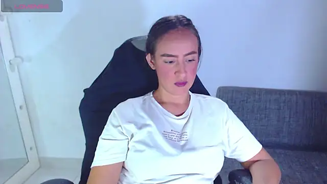 Snapshot of Angie_dreamgirl chatting on 24, 11, 2025 Angie dreamgirl online show from 24, 11, 2025