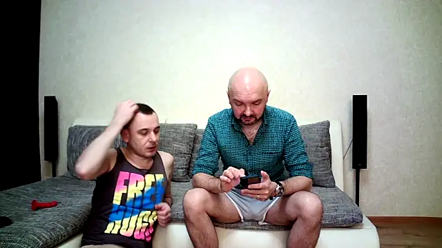 Alex Tobey online show from 8, 2, 2026