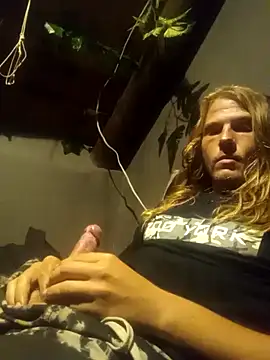 Snapshot of Salted_Playday chatting on 27, 12, 2024 Salted Playday online show from 27, 12, 2024