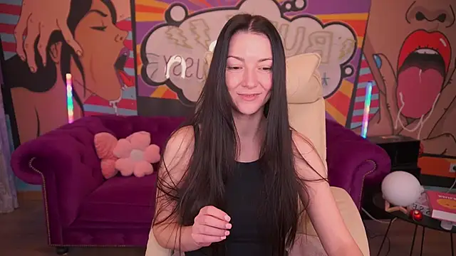 EmilyHalls online show from 11, 2, 2025
