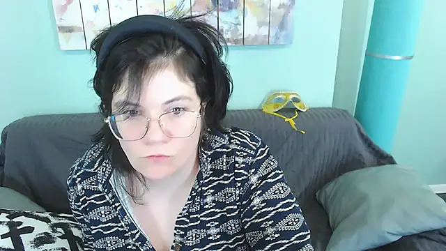 Snapshot of EverlyRays chatting on 17, 2, 2025 EverlyRays online show from 17, 2, 2025