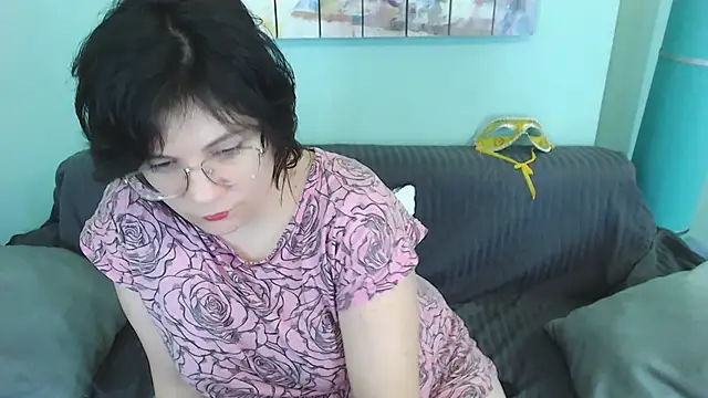 Snapshot of EverlyRays chatting on 20, 2, 2025 EverlyRays online show from 20, 2, 2025