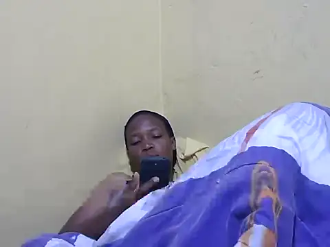 Snapshot of Smillie_prety chatting on 14, 10, 2025 Smillie prety online show from 14, 10, 2025