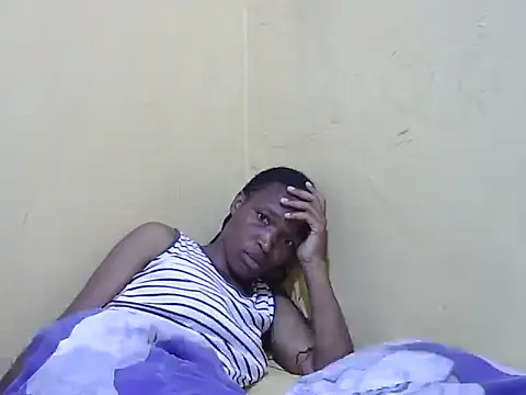 Snapshot of Smillie_prety chatting on 19, 10, 2025 Smillie prety online show from 19, 10, 2025