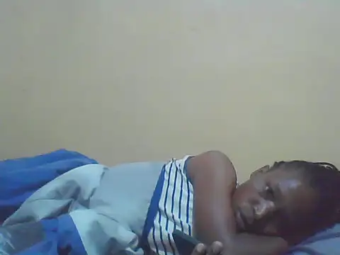 Snapshot of Smillie_prety chatting on 17, 11, 2025 Smillie prety online show from 17, 11, 2025