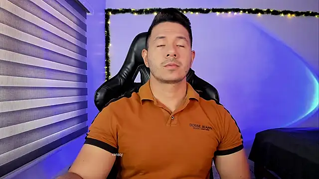 Snapshot of ransoj chatting on 22, 3, 2026 ransoj online show from 22, 3, 2026