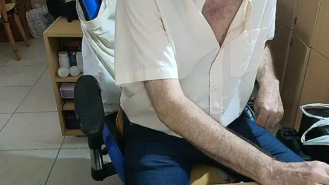 Snapshot of angelgarcia269 chatting on 21, 3, 2026 angelgarcia269 online show from 21, 3, 2026