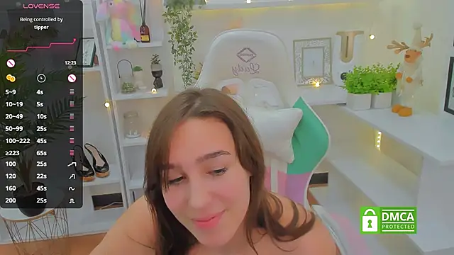  Eliizabeth  online show from 29, 12, 2024