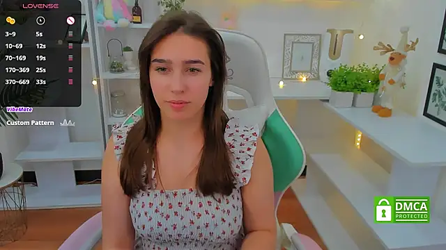  Eliizabeth  online show from 4, 1, 2025