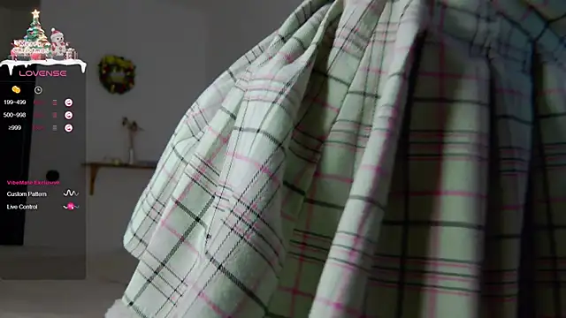 Snapshot of Marie_Diaze chatting on 12, 1, 2025 Marie Diaze online show from 12, 1, 2025