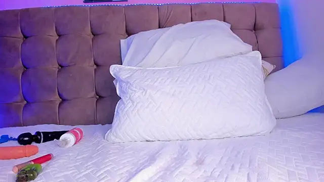 Snapshot of aleja_cute_ chatting on 13, 3, 2025 aleja cute online show from 13, 3, 2025