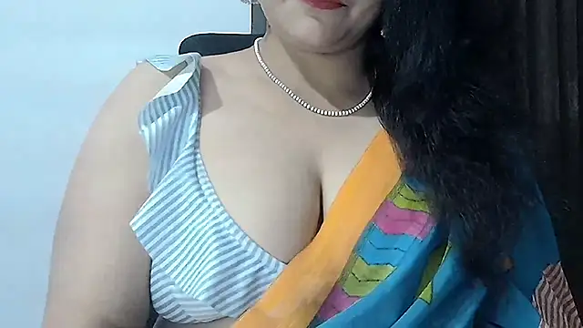 Snapshot of Maria_55 chatting on 18, 11, 2025 Maria 55 online show from 18, 11, 2025