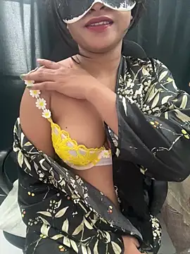 Snapshot of Amelia_singh chatting on 17, 10, 2025 Amelia singh online show from 17, 10, 2025