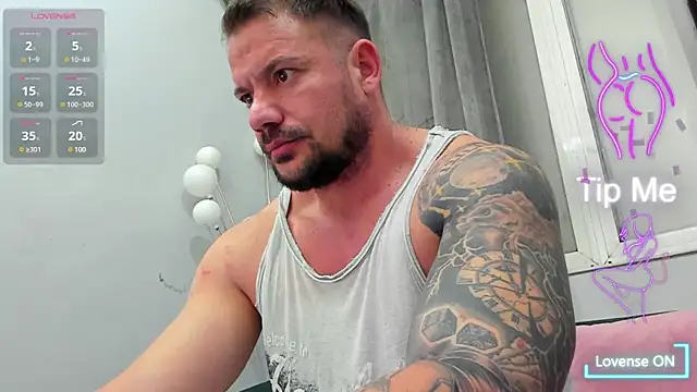 musclemonster31 online show from 11, 3, 2025