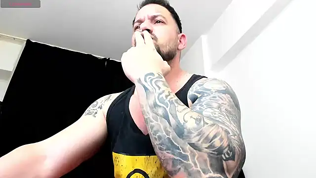 musclemonster31 online show from 11, 1, 2026