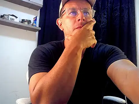 Snapshot of pedropicapi chatting on 12, 1, 2026 pedropicapi online show from 12, 1, 2026