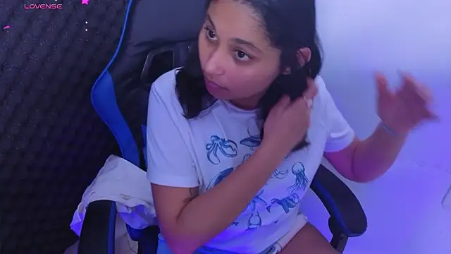 Snapshot of Cuteprincess21 chatting on 18, 2, 2026 Cuteprincess21 online show from 18, 2, 2026