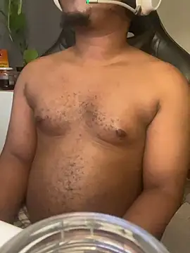 Snapshot of YesTheSexiest chatting on 21, 9, 2025 YesTheSexiest online show from 21, 9, 2025