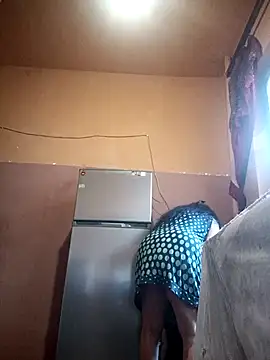 Lovely Lori online show from 16, 11, 2025