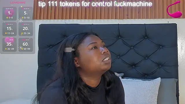 Snapshot of Cristale69 chatting on 3, 3, 2026 Cristale69 online show from 3, 3, 2026