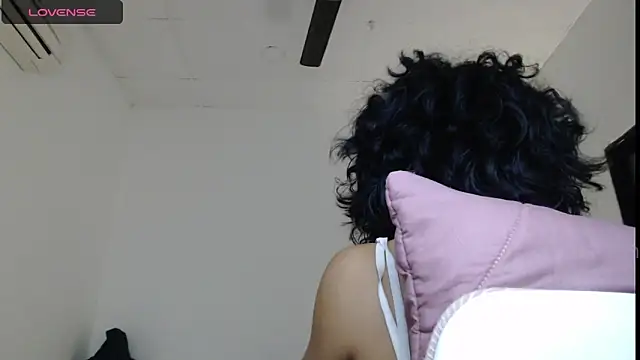 Putaku San online show from 10, 10, 2025