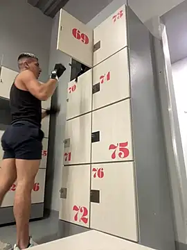 Snapshot of IanValencia_ chatting on 15, 12, 2024 IanValencia online show from 15, 12, 2024