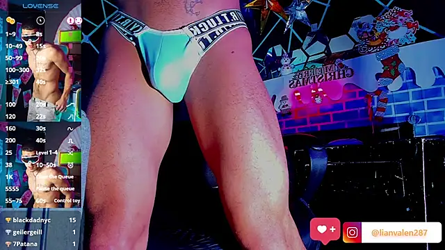 Snapshot of IanValencia_ chatting on 30, 12, 2024 IanValencia online show from 30, 12, 2024