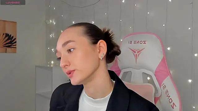 Kelly Powell online show from 16, 2, 2026