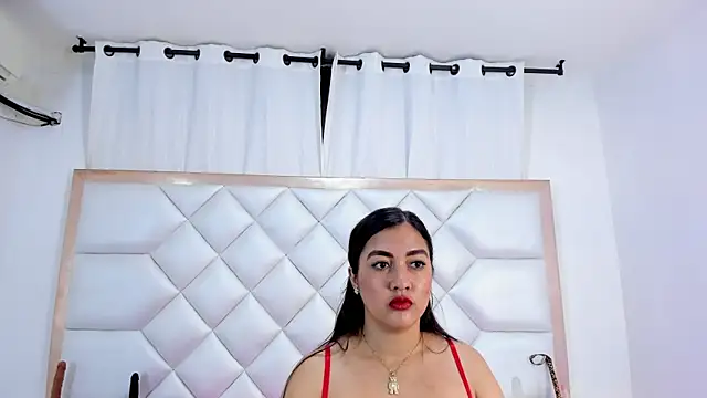 brittany069 online show from 14, 1, 2025